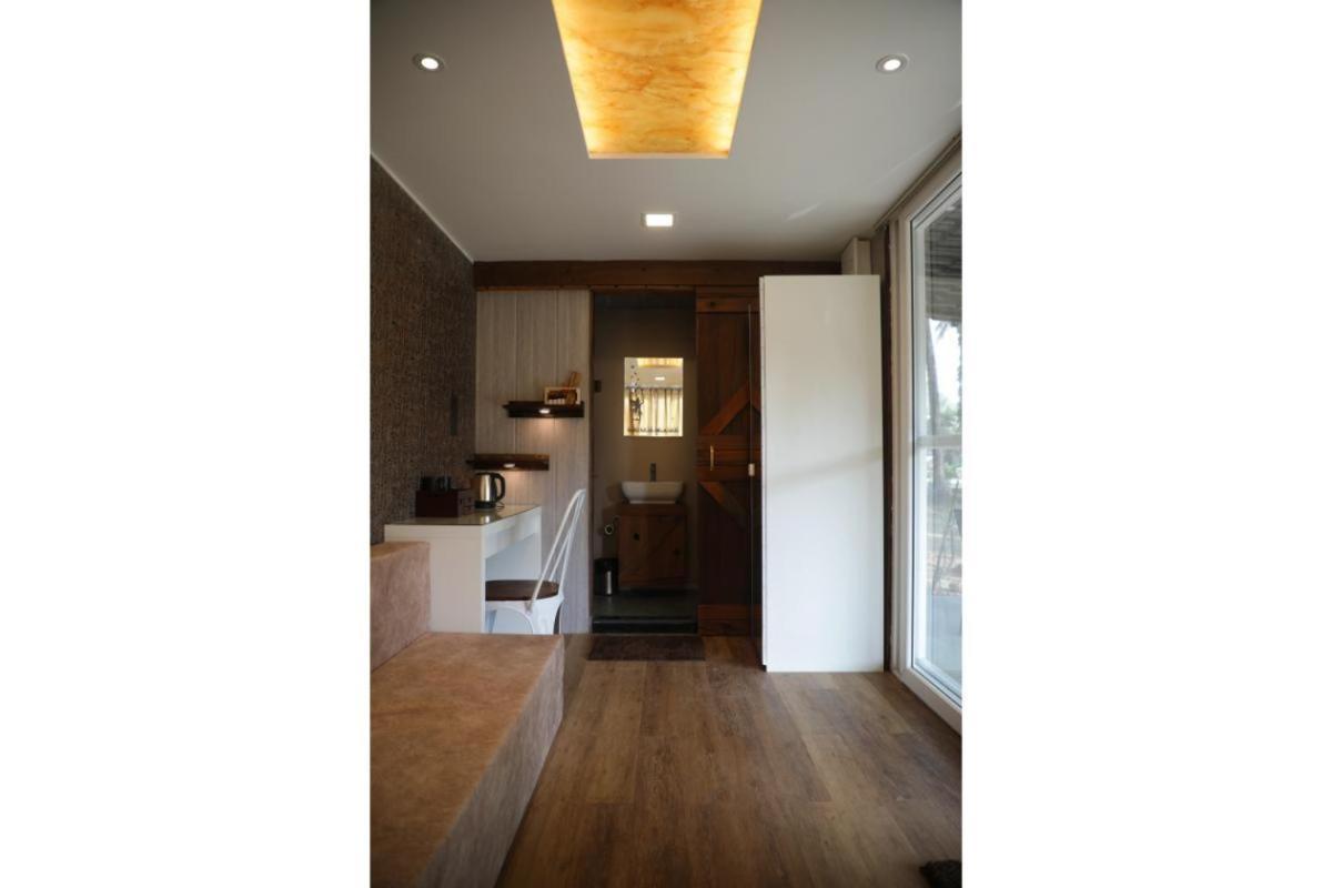 Out Of Box Living Kashid,Murud Екстер'єр фото