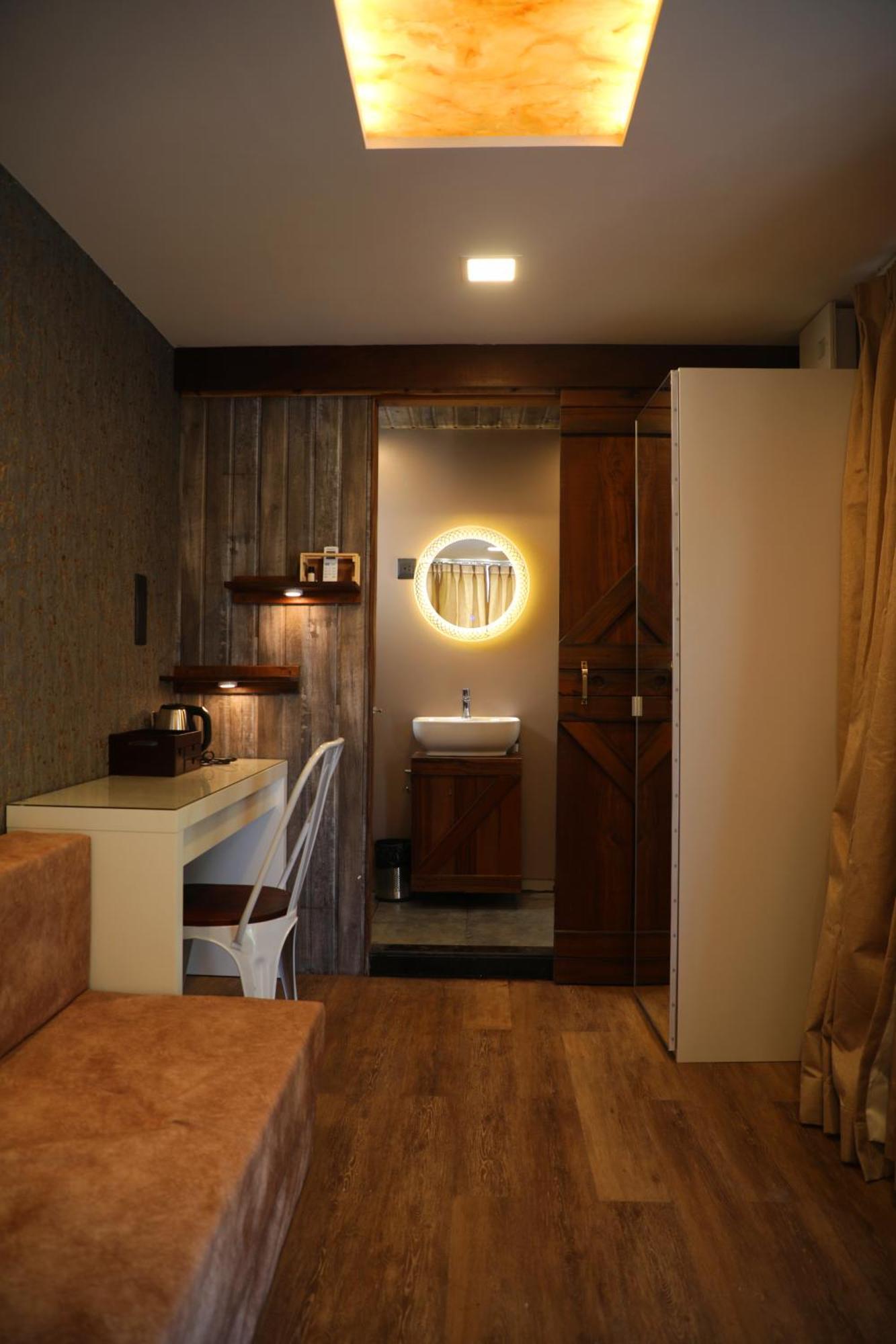 Out Of Box Living Kashid,Murud Екстер'єр фото